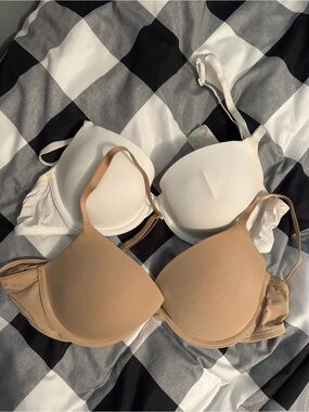 Everyday Wireless T-Shirt Bras - White and Nude